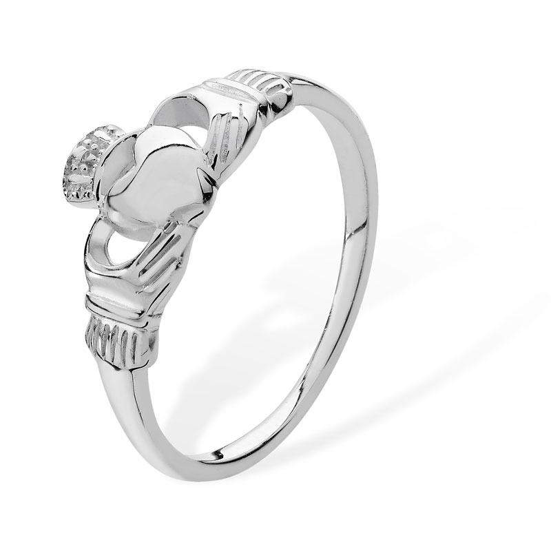 Dainty Claddagh Ring